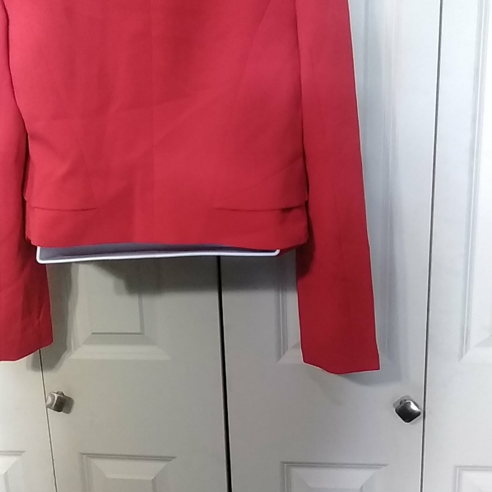 Meagan Sharp Front Jacket - Picture 4 of 5